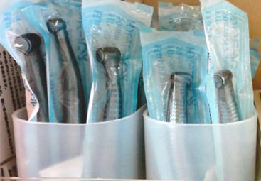 歯を削る器具（ハンドピース）の徹底した滅菌について